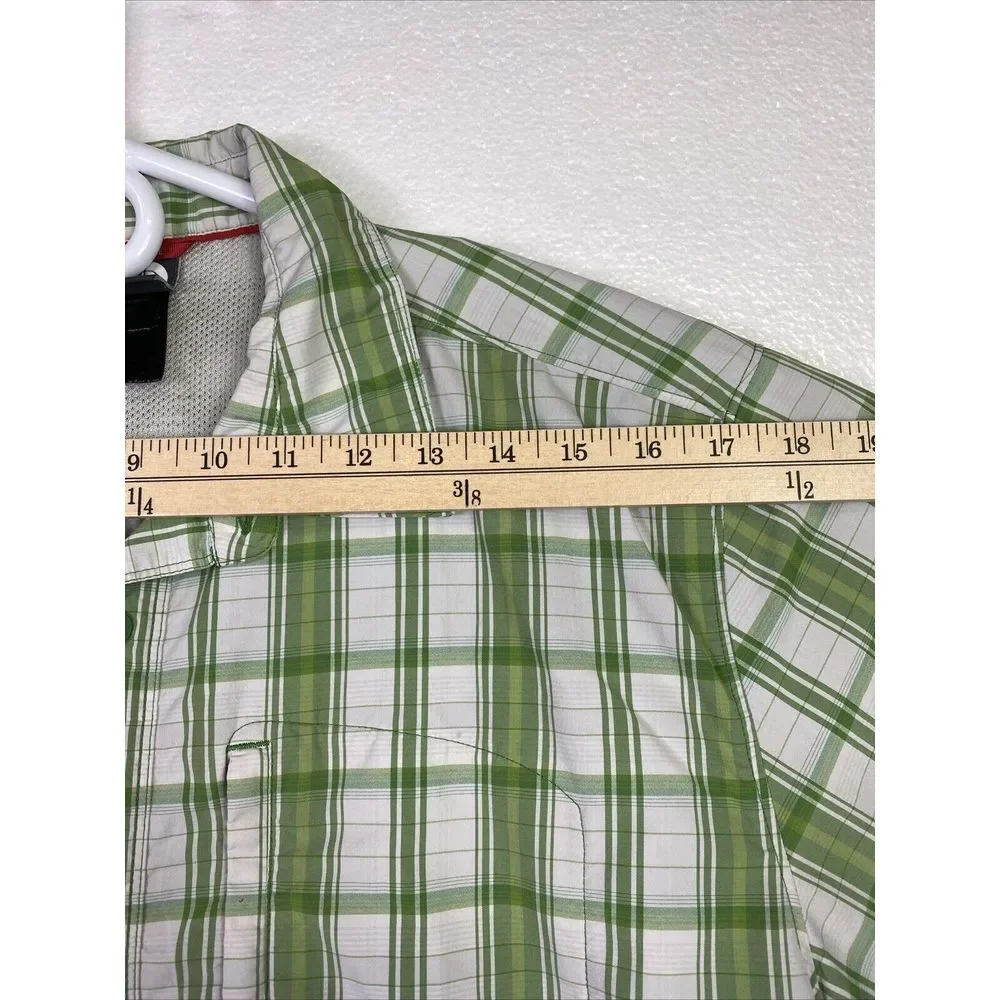 North Face Mens Shirt L Green Plaid Short sleeve Button Up Pocket Outdoor Vented